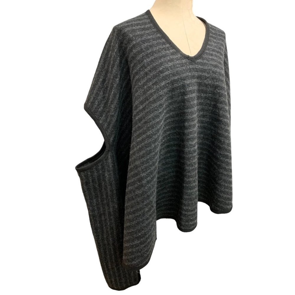 One Size Life is Beautiful Women's Sweater Poncho New Arm Hole